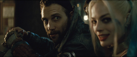 Jai Courtney, Margot Robbie - Sebevražedný oddíl - Z filmu