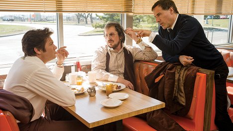 Jeremy Renner, Christian Bale, David O. Russell - American Hustle - Making of