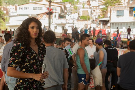 Stephanie Sigman - Narcos - L'Épée de Simon Bolivar - Film