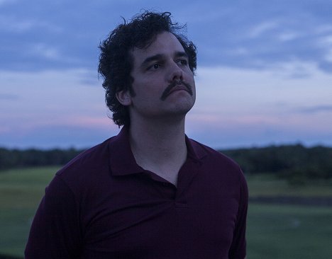 Wagner Moura - Narcos - The Men of Always - Photos