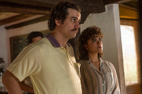 Wagner Moura, Paulina Gaitan