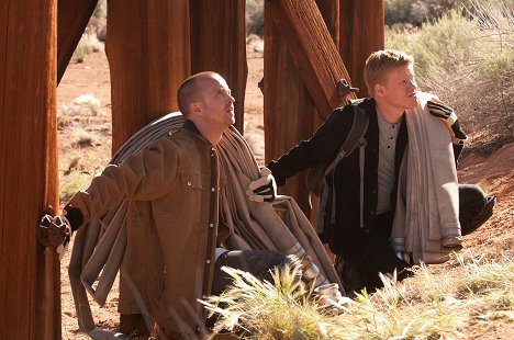 Aaron Paul, Jesse Plemons - Breaking Bad - Carga mortal - De la película