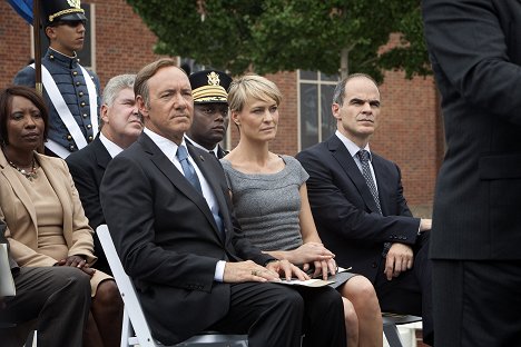 Kevin Spacey, Robin Wright, Michael Kelly - House of Cards - Les Copains d'avant - Film