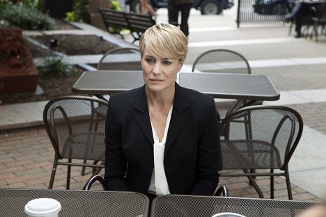 Robin Wright - House of Cards - Chapter 9 - Photos