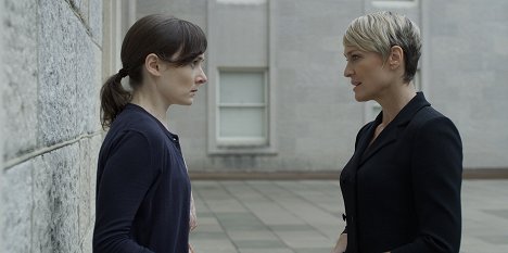 Kate Lyn Sheil, Robin Wright - House of Cards - Effet domino - Film