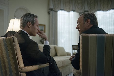 Michel Gill, Kevin Spacey - House of Cards - Chapter 24 - Photos