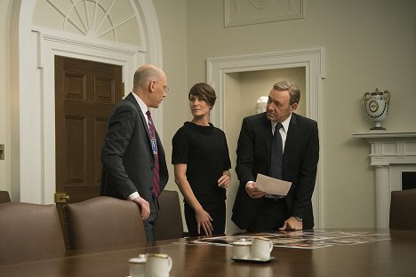 Robin Wright, Kevin Spacey - House of Cards - Capítulo 36 - De filmes