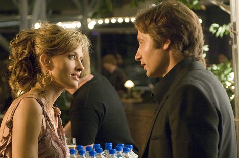 Natascha McElhone, David Duchovny - Californication - Fear and Loathing at the Fundraiser - Photos