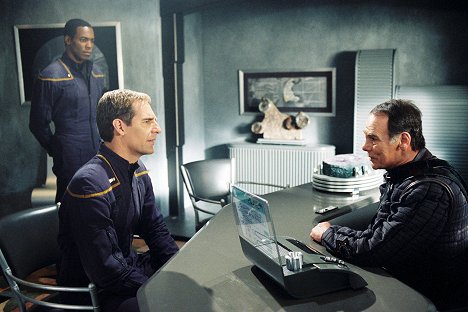 Anthony Montgomery, Scott Bakula, Dean Stockwell - Star Trek: Enterprise - Detained - Photos