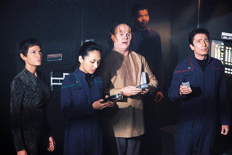 Jolene Blalock, Linda Park, John Billingsley, Dominic Keating - Star Trek: Enterprise - Pajęczyna - Z filmu