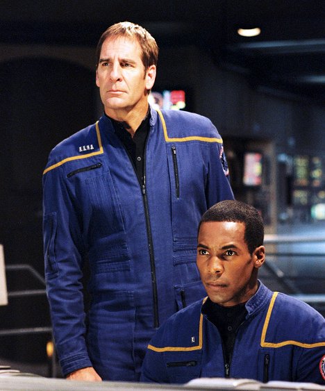 Scott Bakula, Anthony Montgomery - Star Trek: Enterprise - The Xindi - Photos