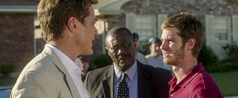 Michael Shannon, Andrew Garfield - 99 Homes - Photos