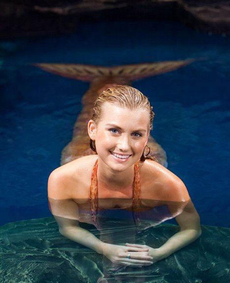 Isabel Durant - Mako Mermaids: An H2O Adventure - Promo