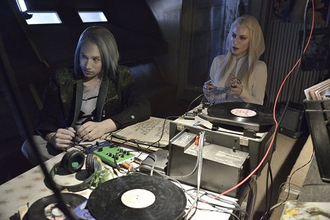 Jesse Rath, Jaime Murray - Defiance - If I Ever Leave This World Alive - Photos