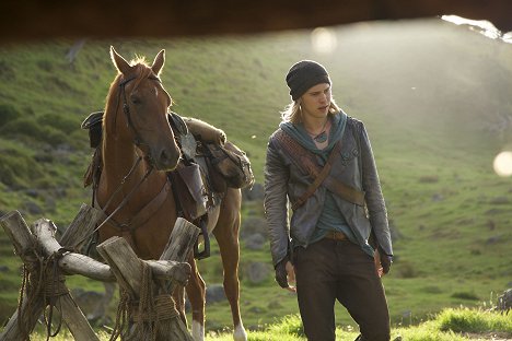 Austin Butler - The Shannara Chronicles - Die Erwählten, Teil 1 - Filmfotos