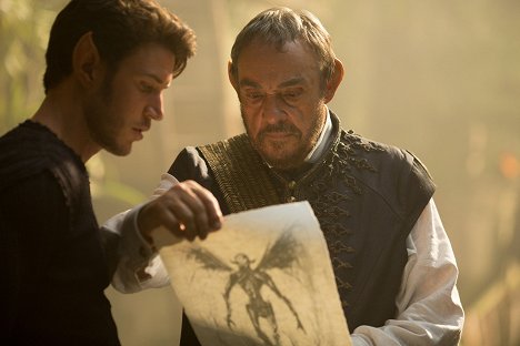 Aaron Jakubenko, John Rhys-Davies - The Shannara Chronicles - Chosen: Part 2 - Photos