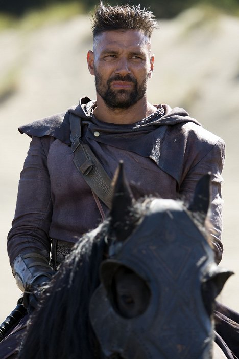 Manu Bennett - The Shannara Chronicles - Chosen: Part 2 - De la película