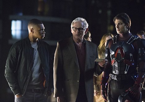 Franz Drameh, Victor Garber, Brandon Routh - Legends of Tomorrow - Ein unschlagbares Team - Filmfotos