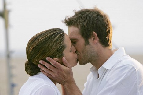 Jennifer Garner, Michael Vartan - Alias - The Horizon - Photos