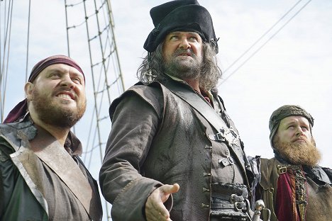 Hugh Bonneville - Galavant - A New Season aka Suck It Cancellation Bear - Filmfotos