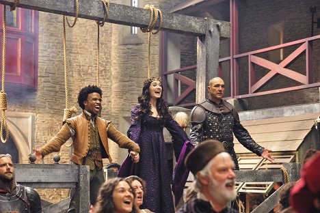 Luke Youngblood, Mallory Jansen, Vinnie Jones - Galavant - A New Season aka Suck It Cancellation Bear - Kuvat elokuvasta