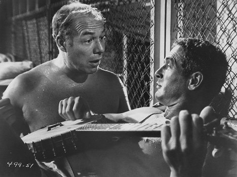 George Kennedy, Paul Newman - Der Unbeugsame - Filmfotos