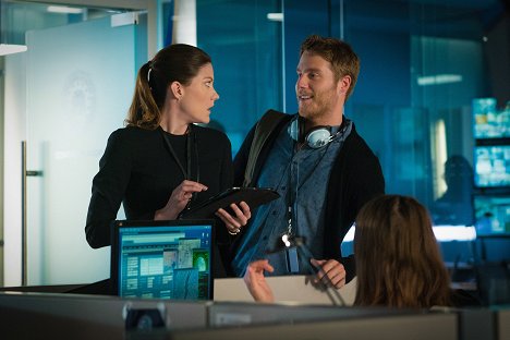 Jennifer Carpenter, Jake McDorman - Všemocný - Legenda o Marcu Ramosovi - Z filmu