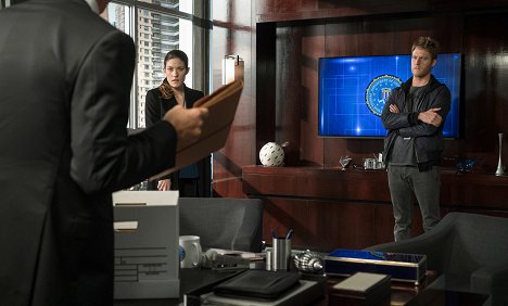 Jennifer Carpenter, Jake McDorman - Limitless - Unter Piraten - Filmfotos