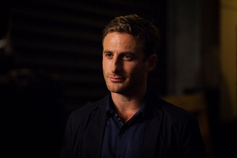 Dean O'Gorman - The Almighty Johnsons - The Asparagus Is Kicking In - Filmfotos