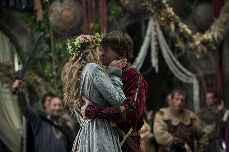Tamsin Egerton, Philip Winchester - Camelot - Guinevere - Photos