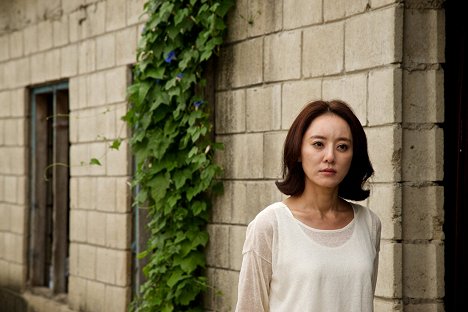 Da-kyeong Yoon - In heo peulleiseu - Van film