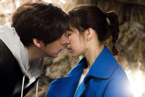Kye-sang Yoon, Ye-ri Han - Geukjeokin halootbam - Z filmu
