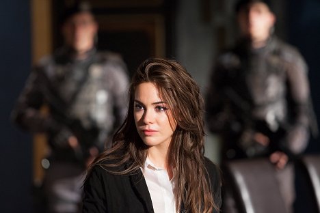 Roxanne McKee - Dominion - Heirs of Salvation - Van film