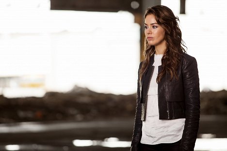 Roxanne McKee - Dominion - Lay Thee Before Kings - Photos