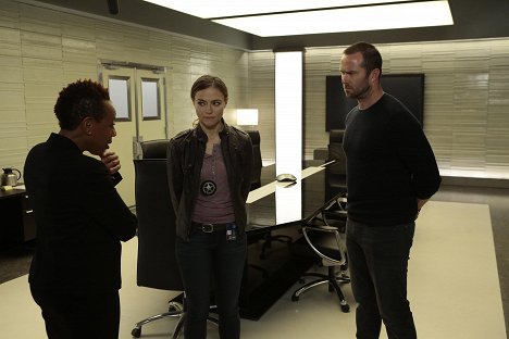 Marianne Jean-Baptiste, Trieste Kelly Dunn, Sullivan Stapleton - Blindspot - Un couple de choc - Film