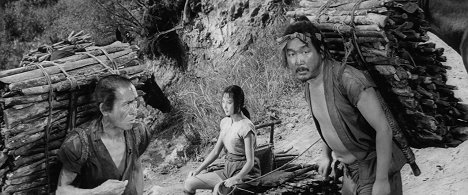 Misa Uehara - Tři zločinci ve skryté pevnosti - Z filmu