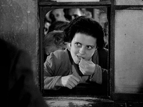 Lianella Carell - Bicycle Thieves - Photos