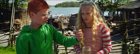 Samuel Shipway, Sanni Paatso - Risto Räppääjä ja yöhaukka - De la película
