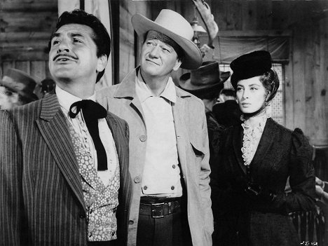 Ernie Kovacs, John Wayne, Capucine