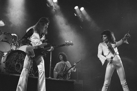 John Deacon, Freddie Mercury, Brian May - Queen: A Night in Bohemia - Filmfotos