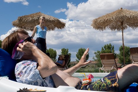 Bob Odenkirk, Rhea Seehorn - Better Call Saul - Season 2 - Photos