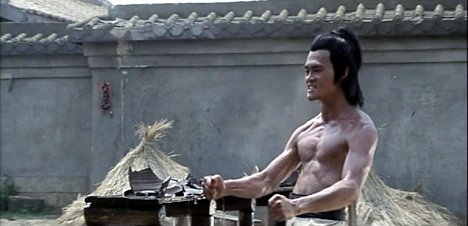 John Liu - Ying zhao tie bu shan - De la película