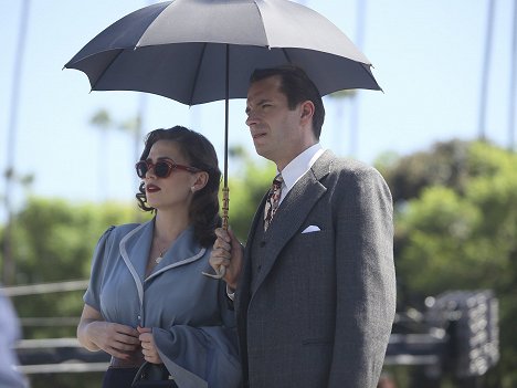 Hayley Atwell, James D'Arcy - Agent Carter - The Lady in the Lake - Filmfotos