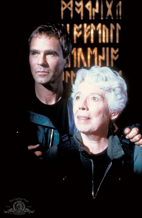 Richard Dean Anderson, Elizabeth Hoffman - Stargate SG-1 - The Torment of Tantalus - Photos