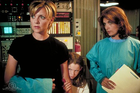 Amanda Tapping, Katie Stuart, Teryl Rothery - Stargate SG-1 - Singularity - De la película