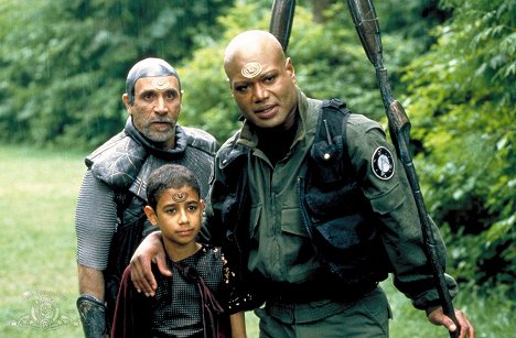 Tony Amendola, Neil Denis, Christopher Judge - Stargate SG-1 - Family - Kuvat elokuvasta