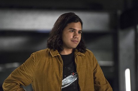 Carlos Valdes - The Flash - Legends of Today - Photos
