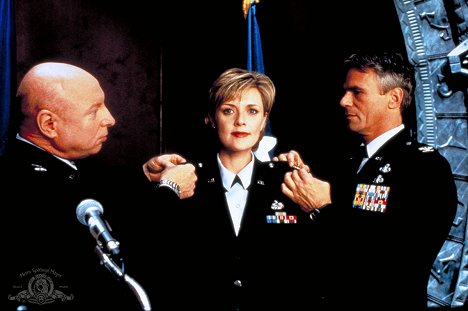 Don S. Davis, Amanda Tapping, Richard Dean Anderson - Stargate SG-1 - Fair Game - Photos