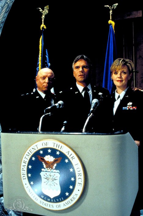 Don S. Davis, Richard Dean Anderson, Amanda Tapping - Stargate SG-1 - Fair Game - Photos