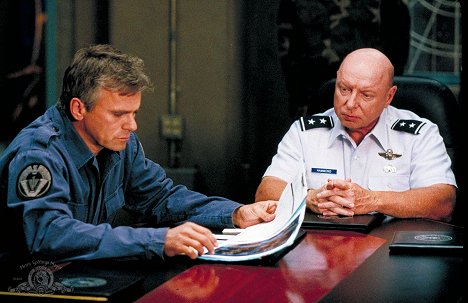 Richard Dean Anderson, Don S. Davis - Stargate SG-1 - Past and Present - Photos